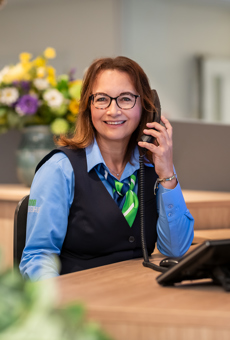 Desirée is receptioniste bij het Anna Ziekenhuis